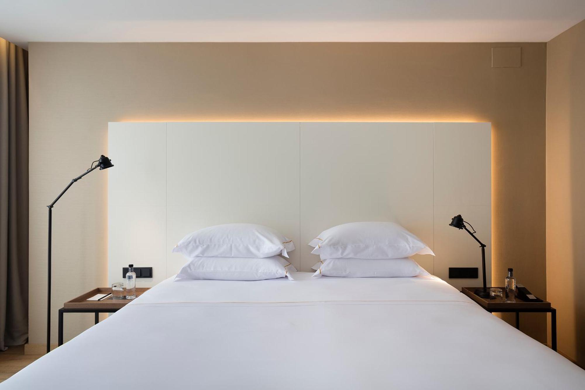 Luxury Suite,1273019293:JPEG